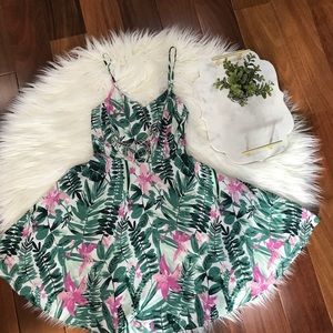 🌱🌴Old Navy Dark Green Tropical Print Dress☘️🌸